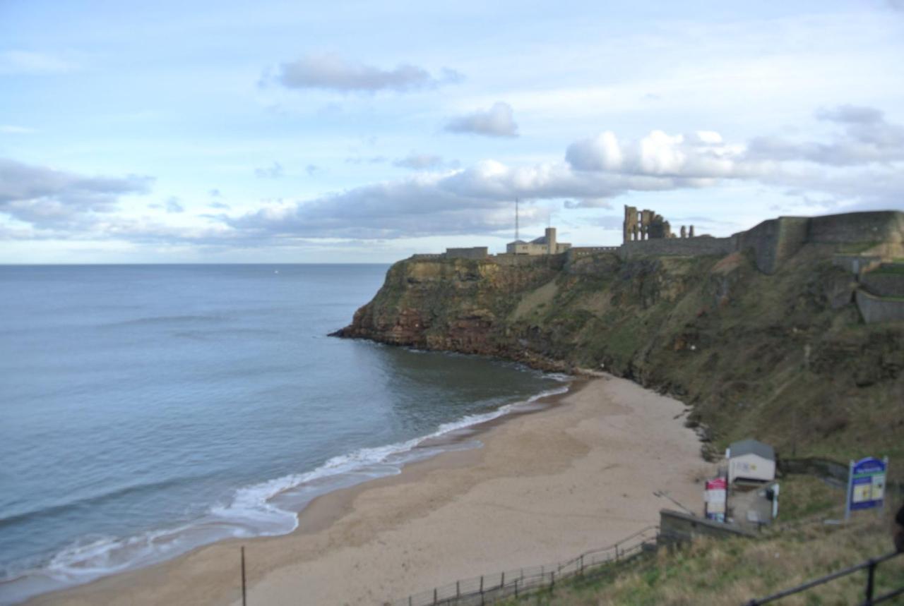 The Beach Front Apartment, Amazing Frontline Sea Views Tynemouth Bagian luar foto