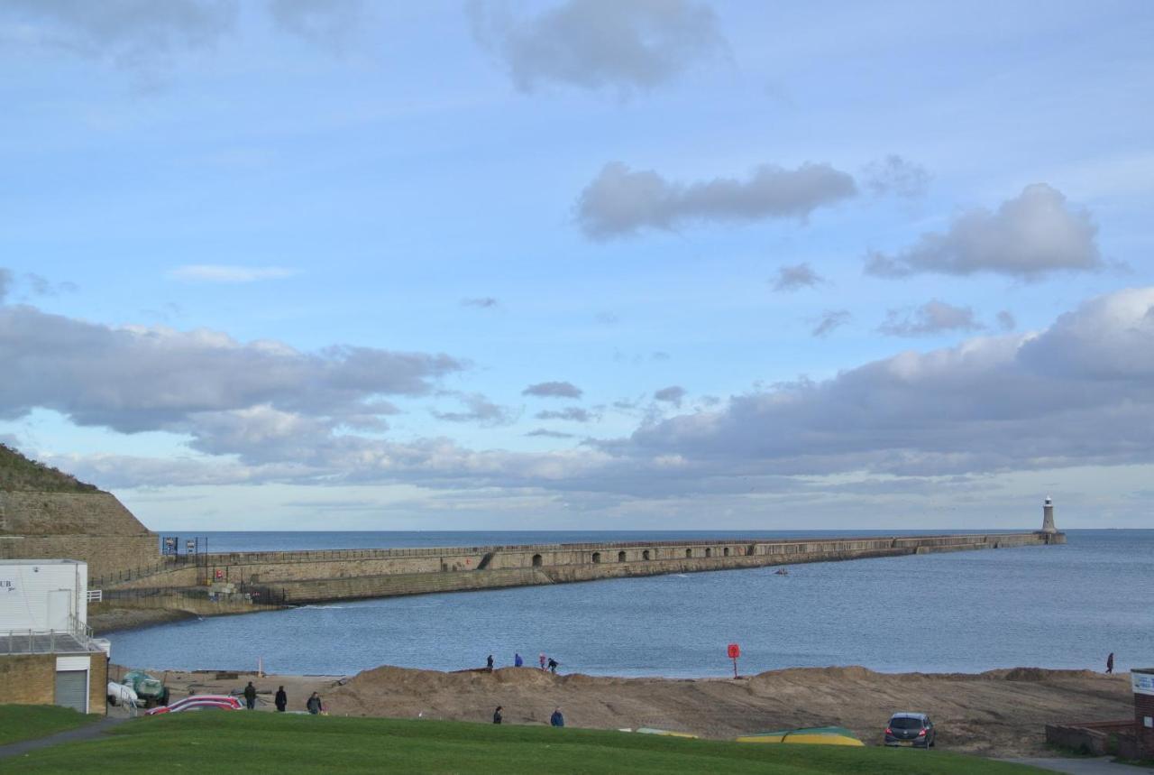 The Beach Front Apartment, Amazing Frontline Sea Views Tynemouth Bagian luar foto
